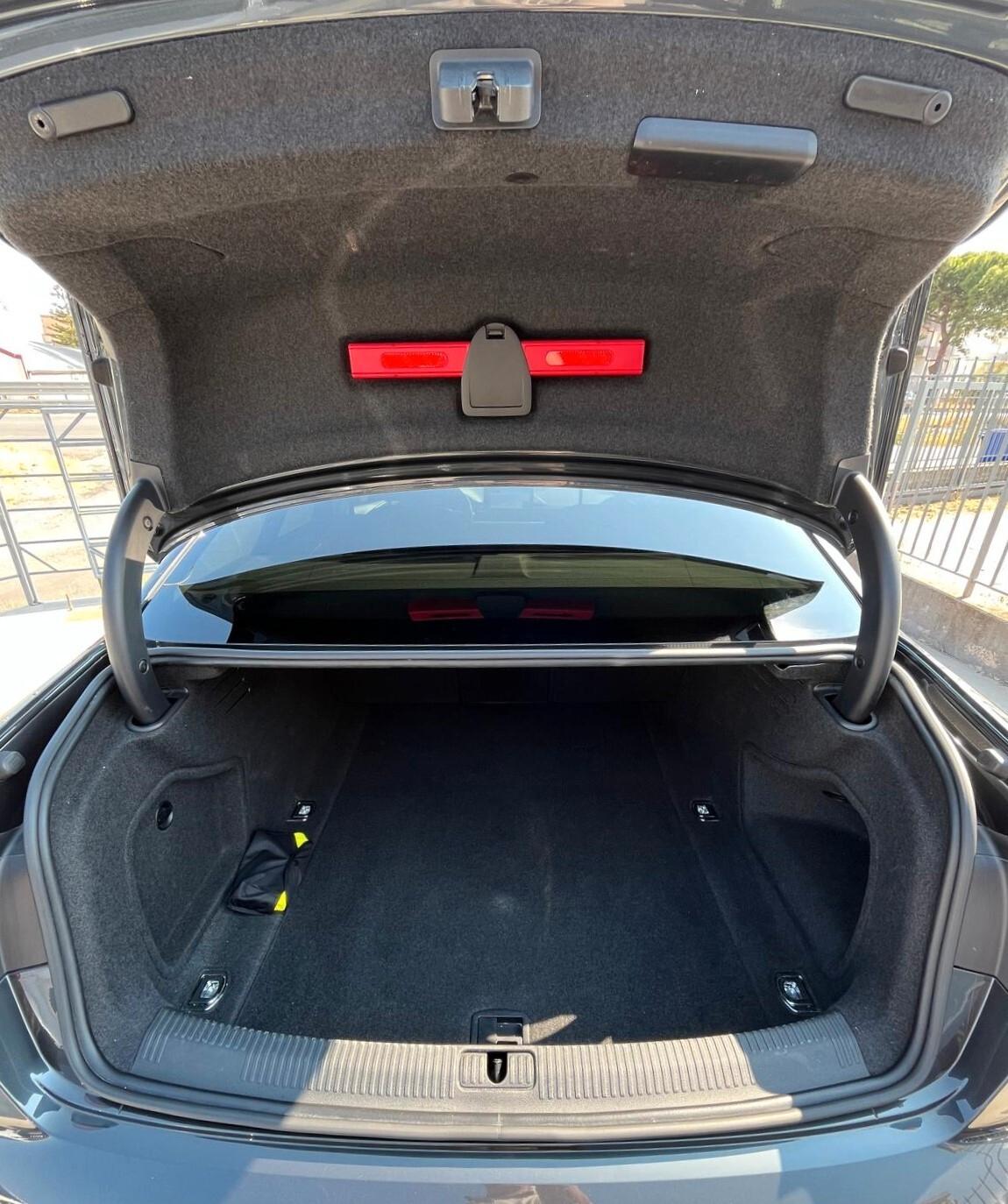 Audi A4 35 TDI/163 CV S tronic Business