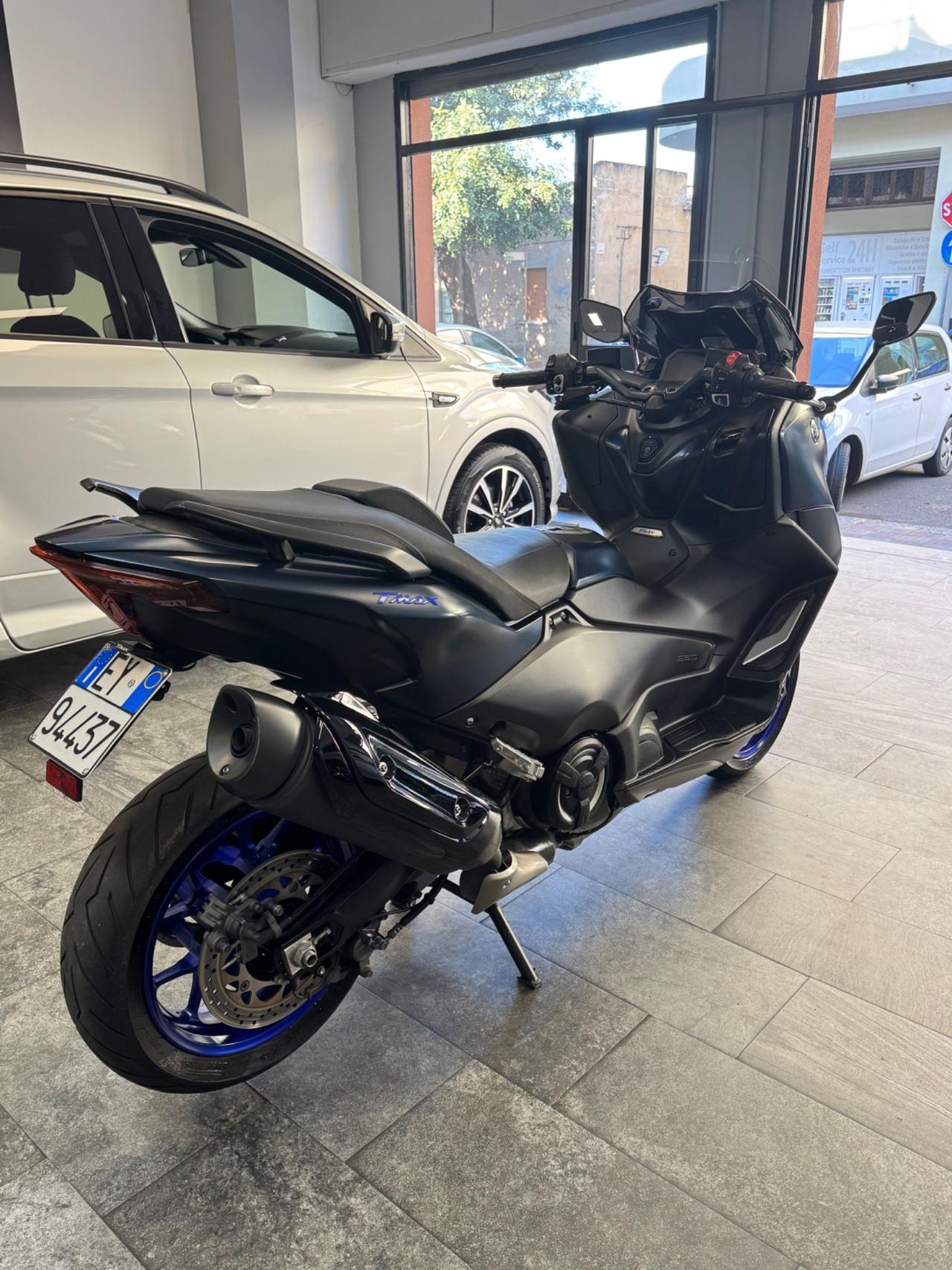 YAMAHA T-MAX 560 2022 FINANZIABILE