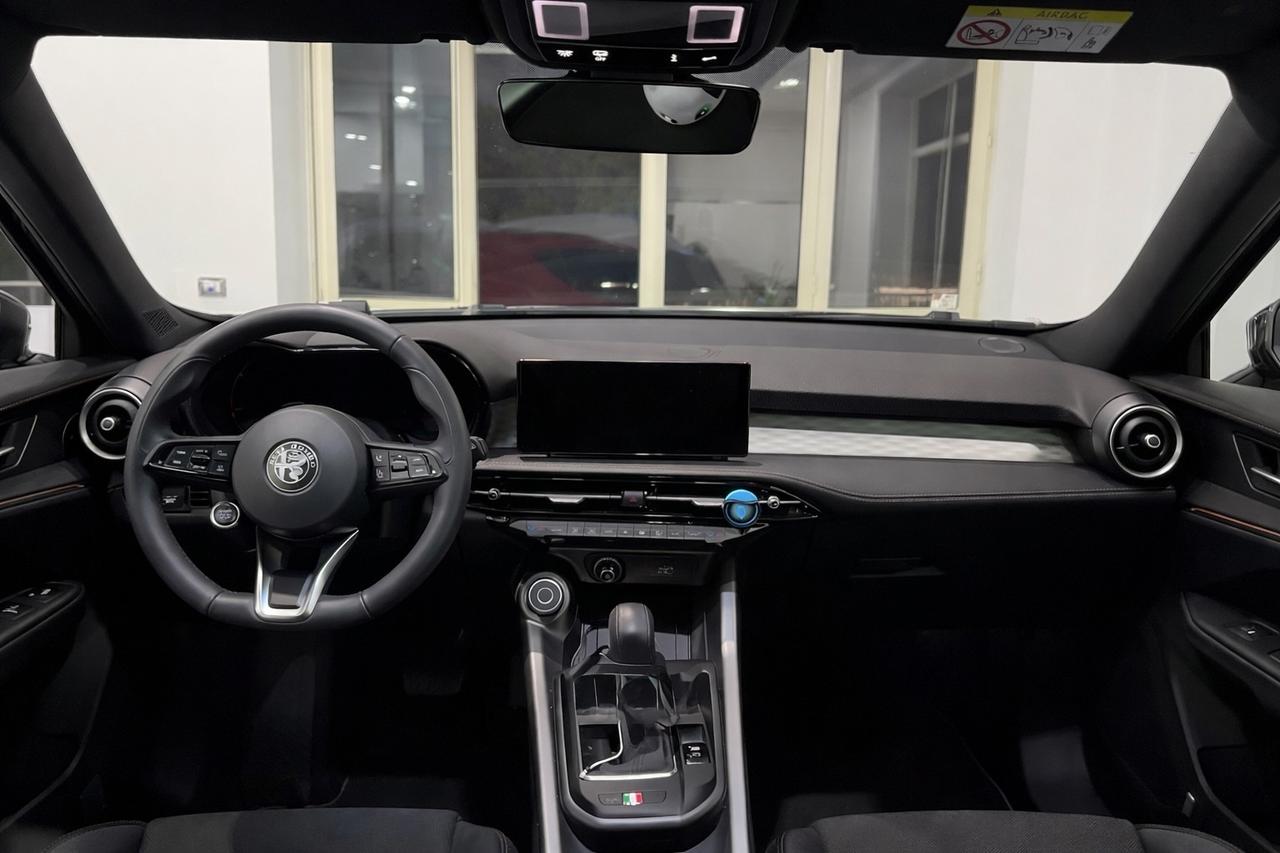 Alfa Romeo Tonale 160 CV MHEV TCT7 TRIBUTO ITALIANO2024