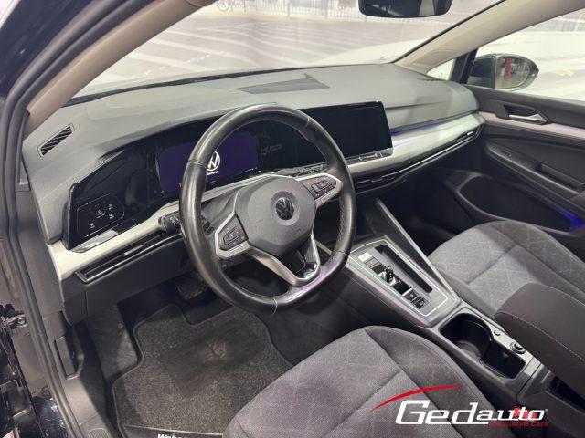 VOLKSWAGEN Golf 8 VIII 2.0 TDI 150 CV DSG SCR Life FULL-LED NAVI