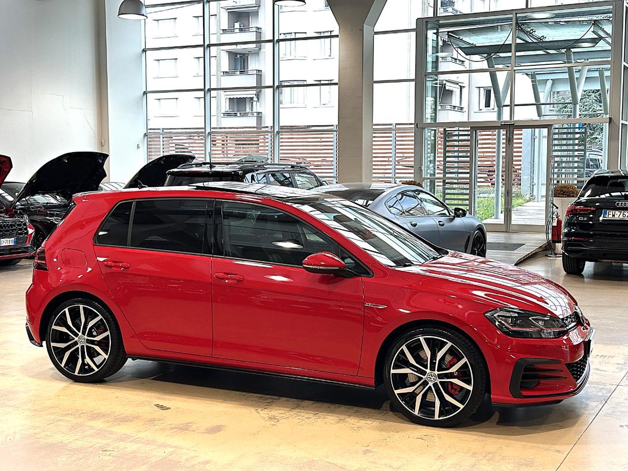 Volkswagen Golf GTI 2.0 tsi Performance DSG-LED-19"-Tetto-DCC-Dynaudio-FULL