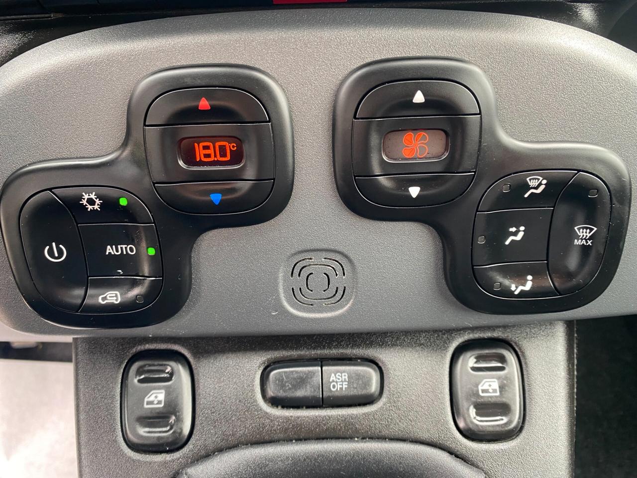 FIAT Panda 1.0 hybrid 70Cv CITY-Life Clima AUTOM.