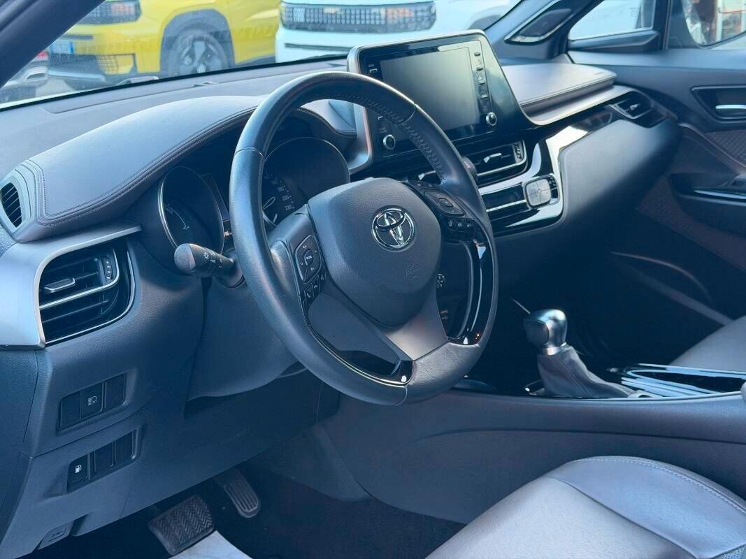 Toyota C-HR 1.8 Hybrid E-CVT Lounge