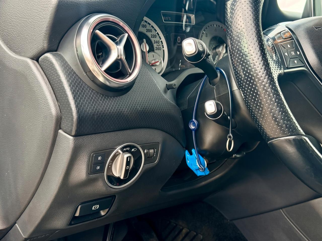 MERCEDES-BENZ A 180 EXECUTIVE AUTOMATICA — SEDILI SPORTIVI, PALETTE, CRUISE CONTROL