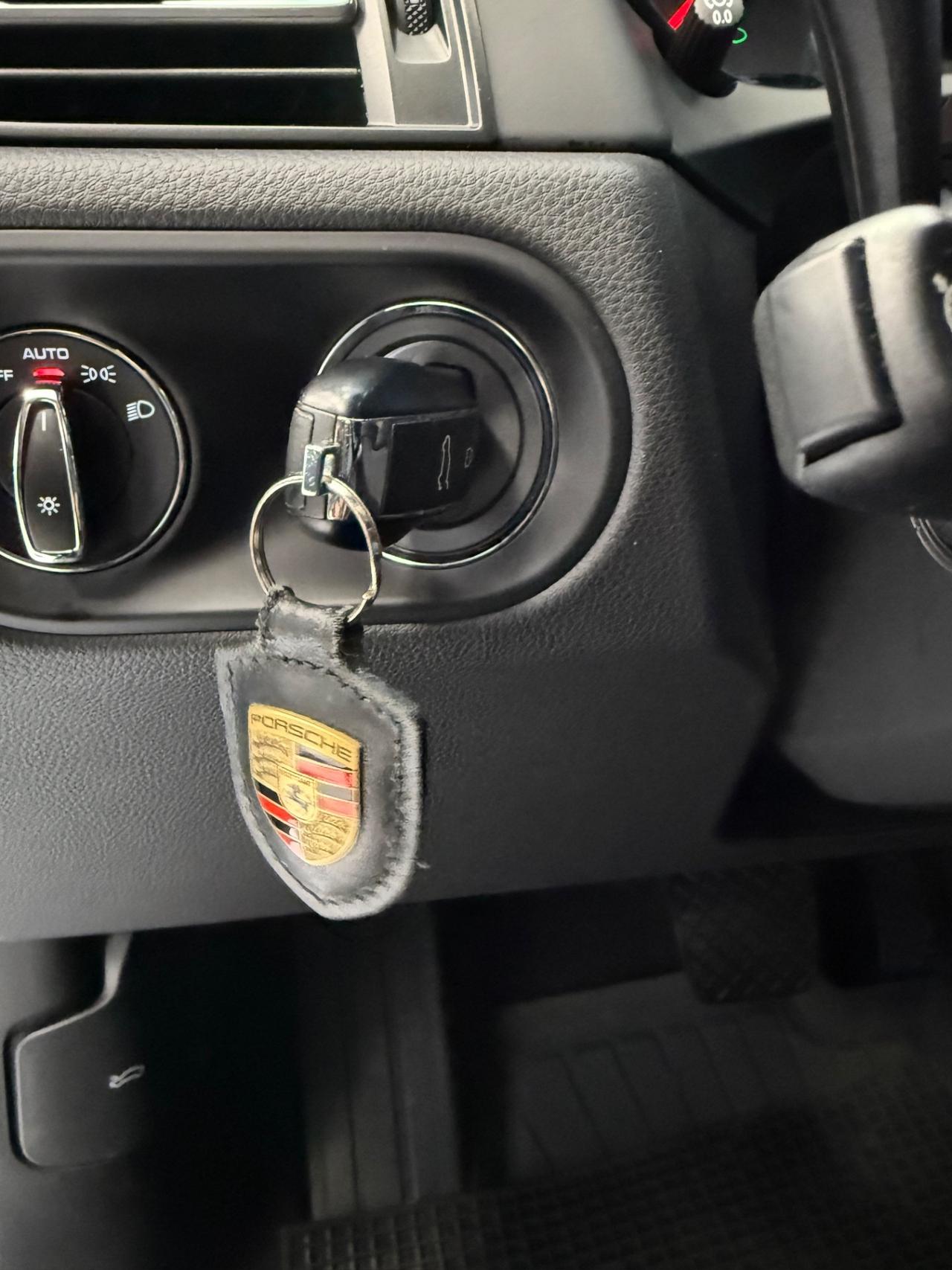 Porsche Macan 245 c.v BENZINA CON NAVI, APLLE CARPLAY, FULL LED, TELECAMERA, PELLE