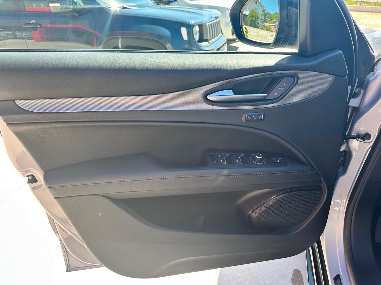 Alfa Romeo Stelvio 2.2 Turbodiesel 210 CV AT8 Q4 Veloce