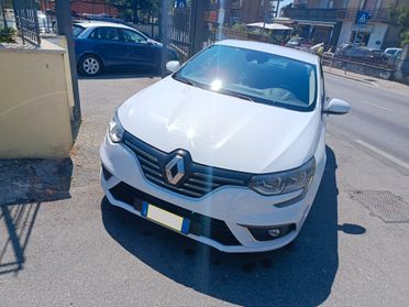 Renault Megane Mégane dCi 8V 110 CV EDC Energy Intens