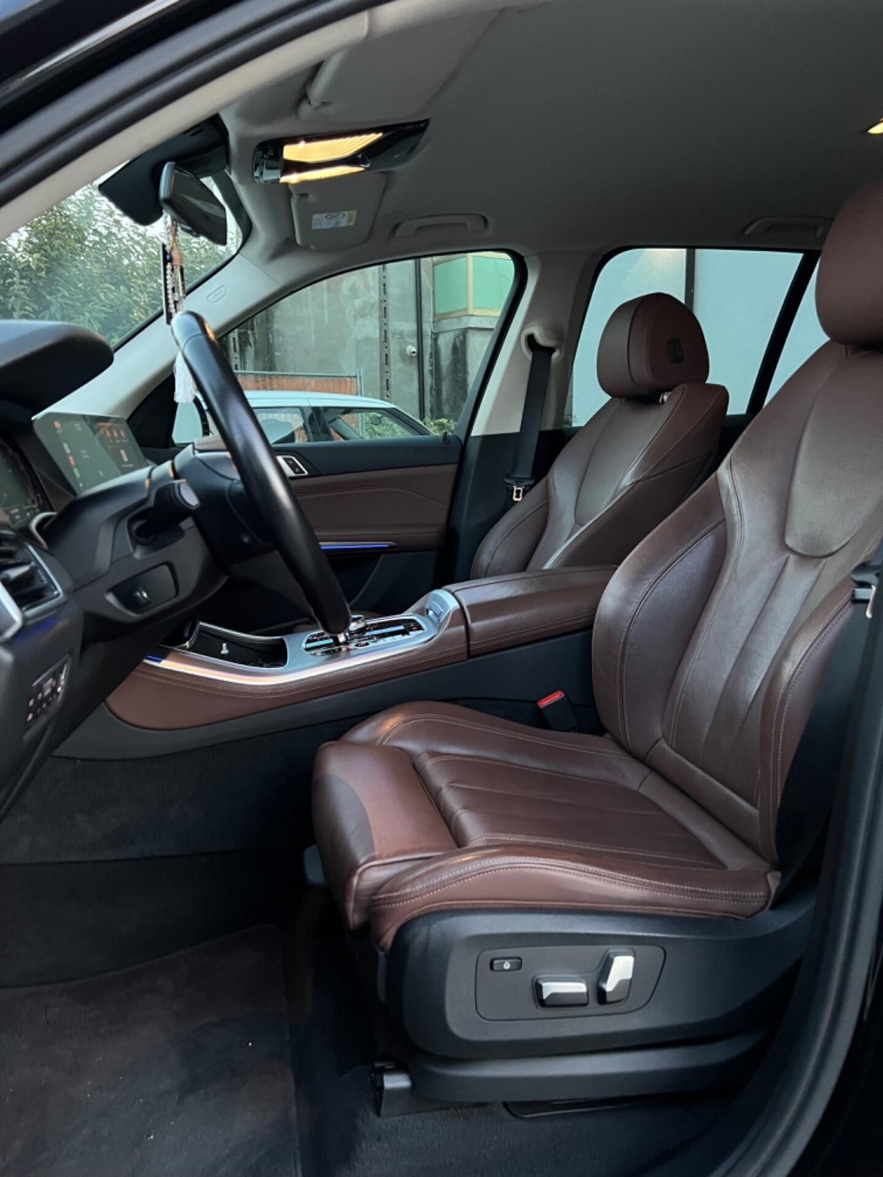 Bmw X5 xDrive30d Msport Carbon Maxton design