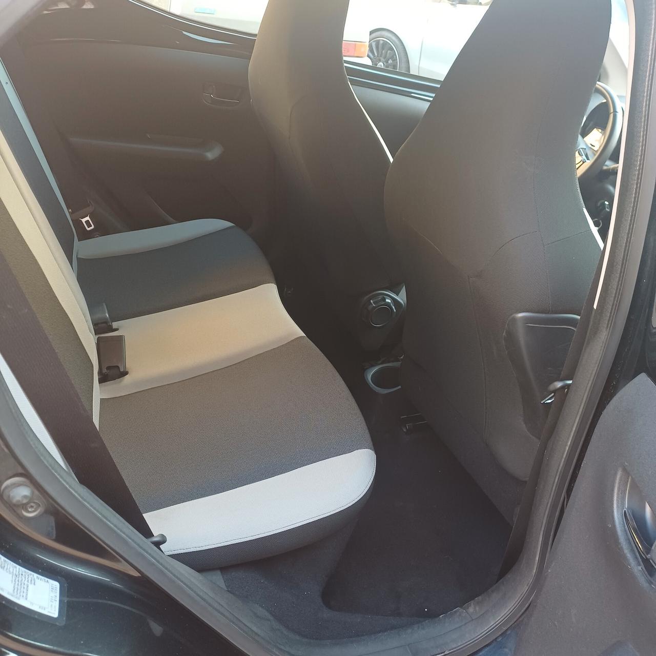 Toyota Aygo 1.0 VVT-i 69 CV 5 porte