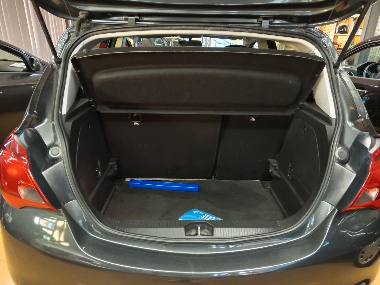 Opel Corsa 1.4 90CV GPL Tech 5 porte Innovation