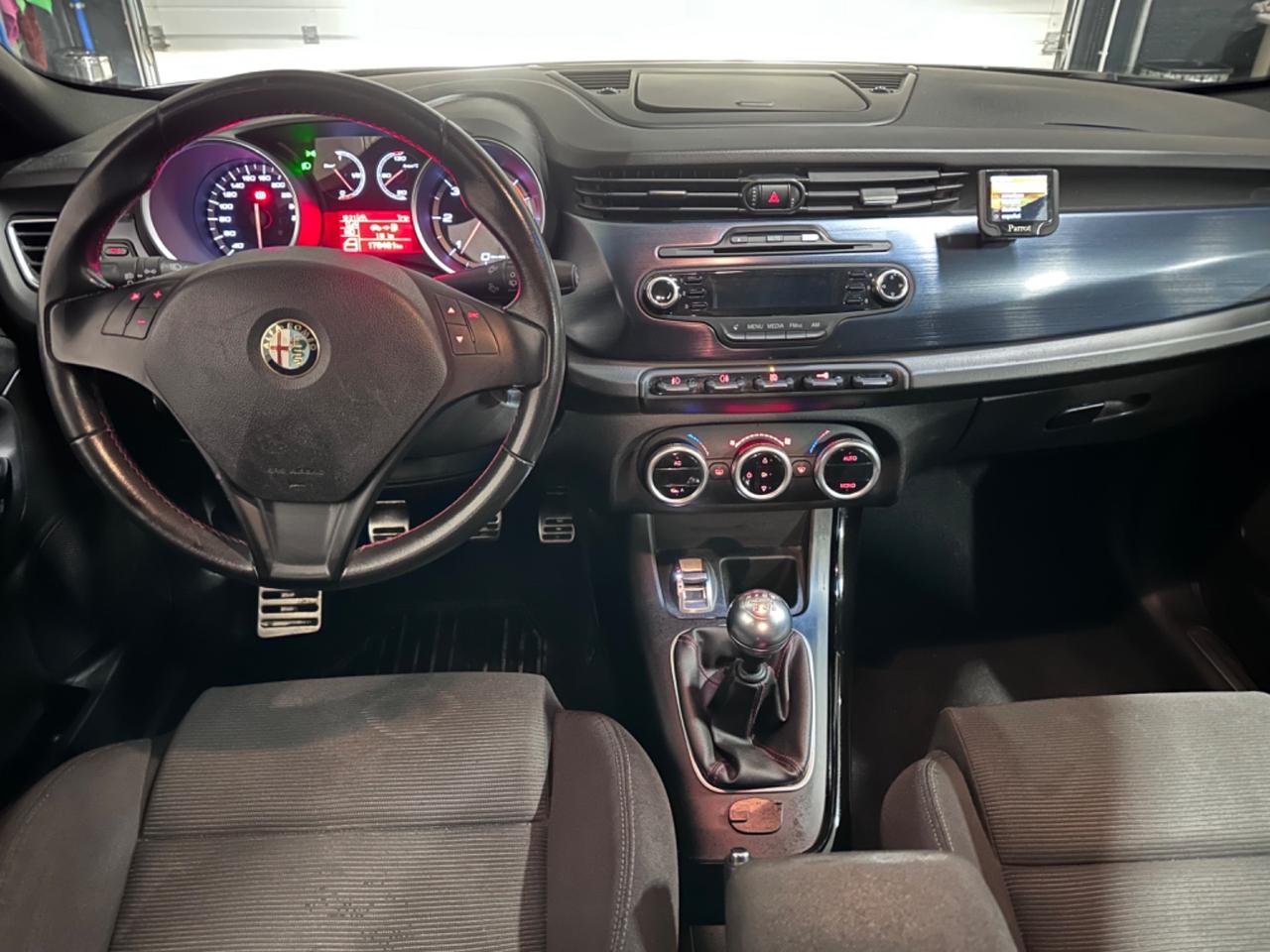 Alfa Romeo Giulietta 2.0 JTDm-2 140 CV Distinctive