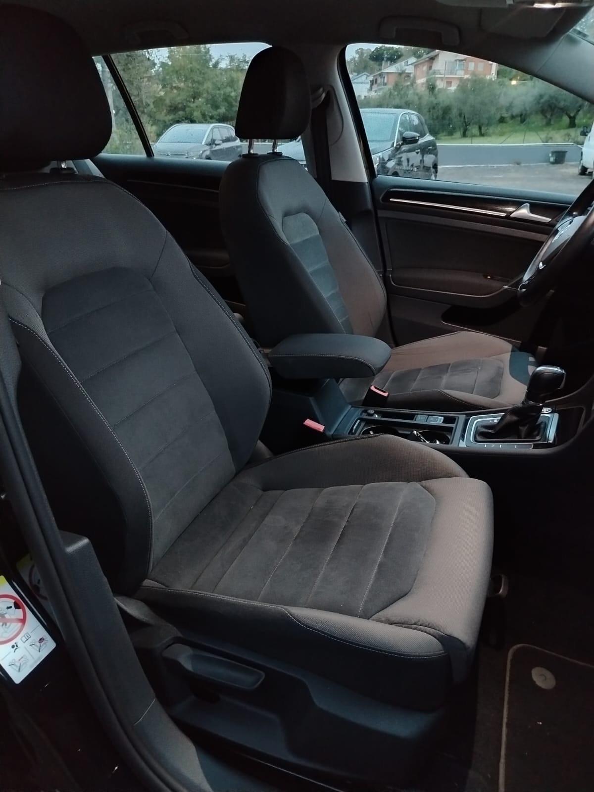 Volkswagen Golf 2.0 TDI DSG 5p. Executive BlueMotion Technology