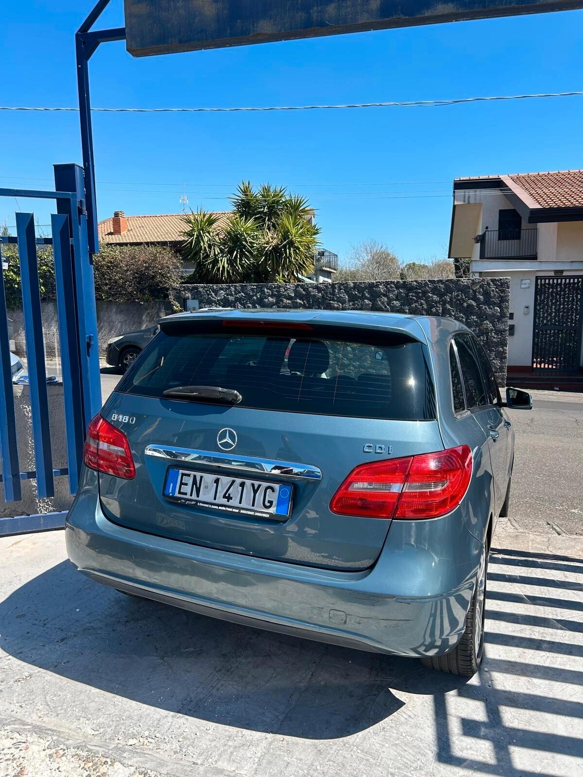 Mercedes-benz B 180 CDI BlueEFFICIENCY Premium