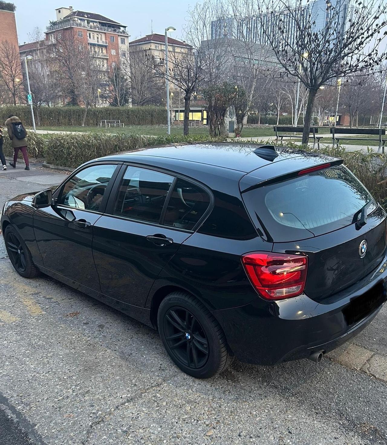 Bmw 116d 5p. Urban
