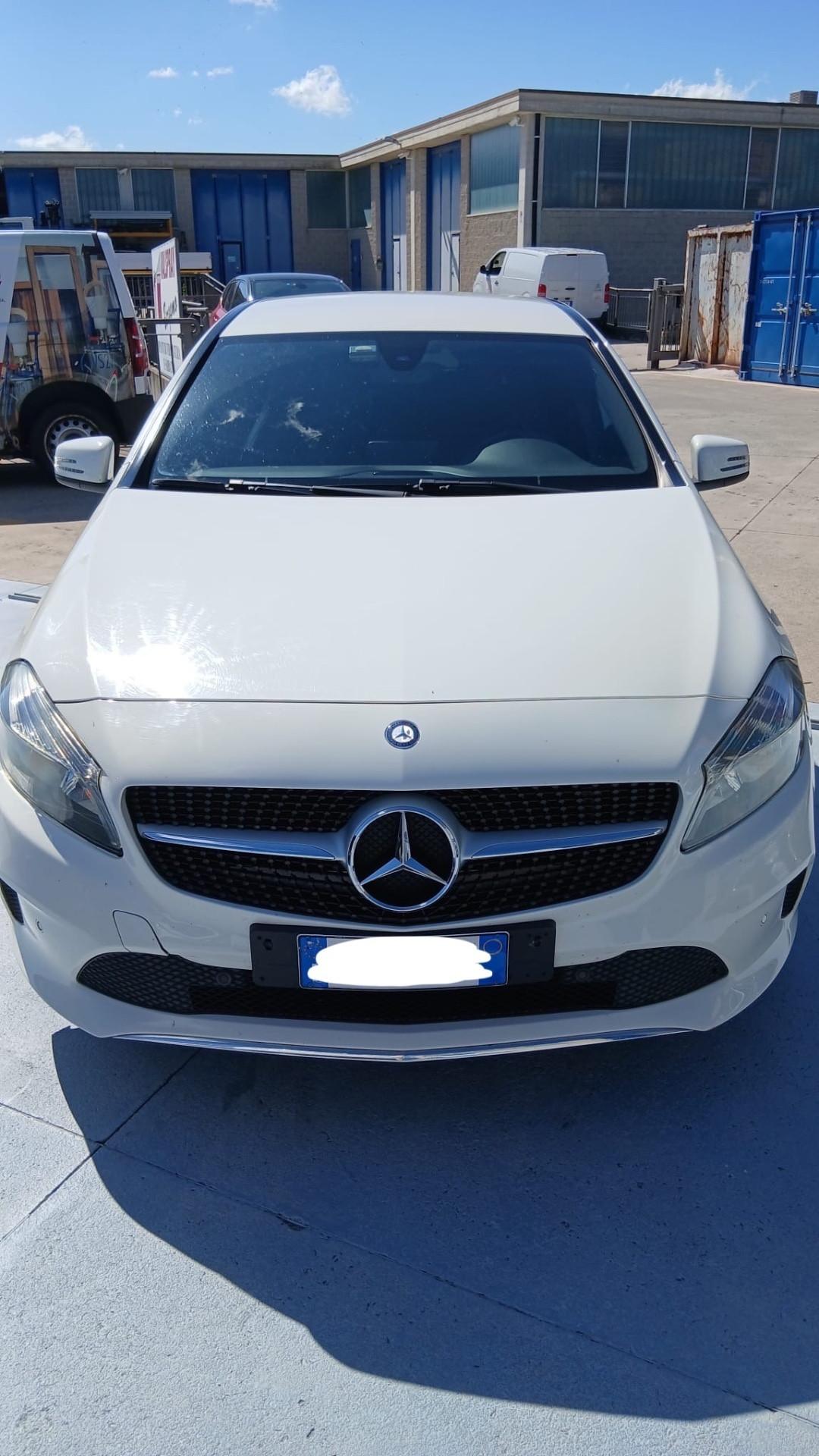 Mercedes-benz A 180 Sport 122cv Benzina