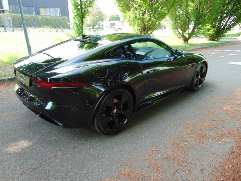 JAGUAR F-Type (X152) F-Type 2.0 aut. Coup...
