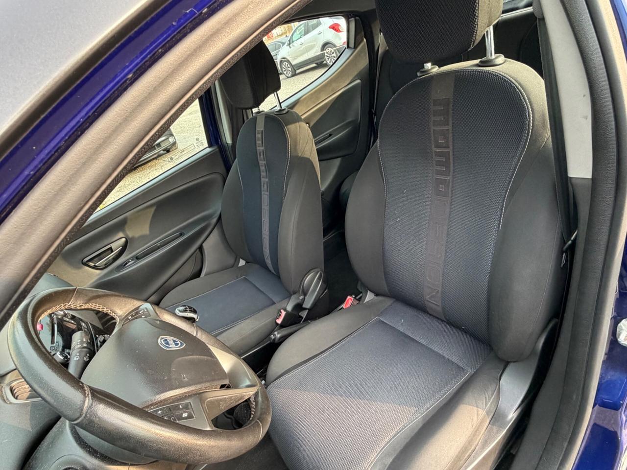 Lancia Ypsilon 1.2 69 CV 5 porte GPL Ecochic Silver