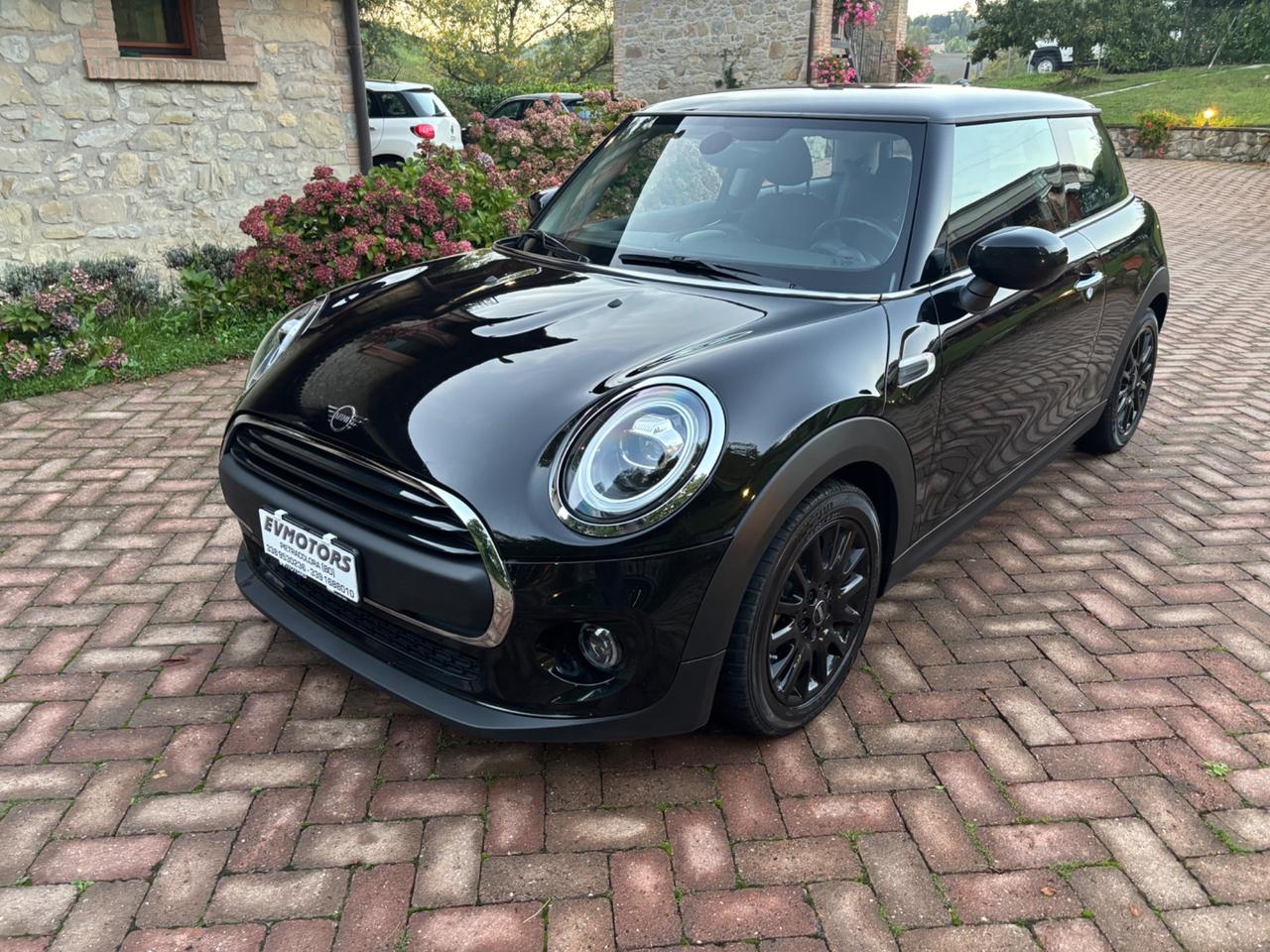 Mini 1.5 One 102 CV cambio AUTOMATICO