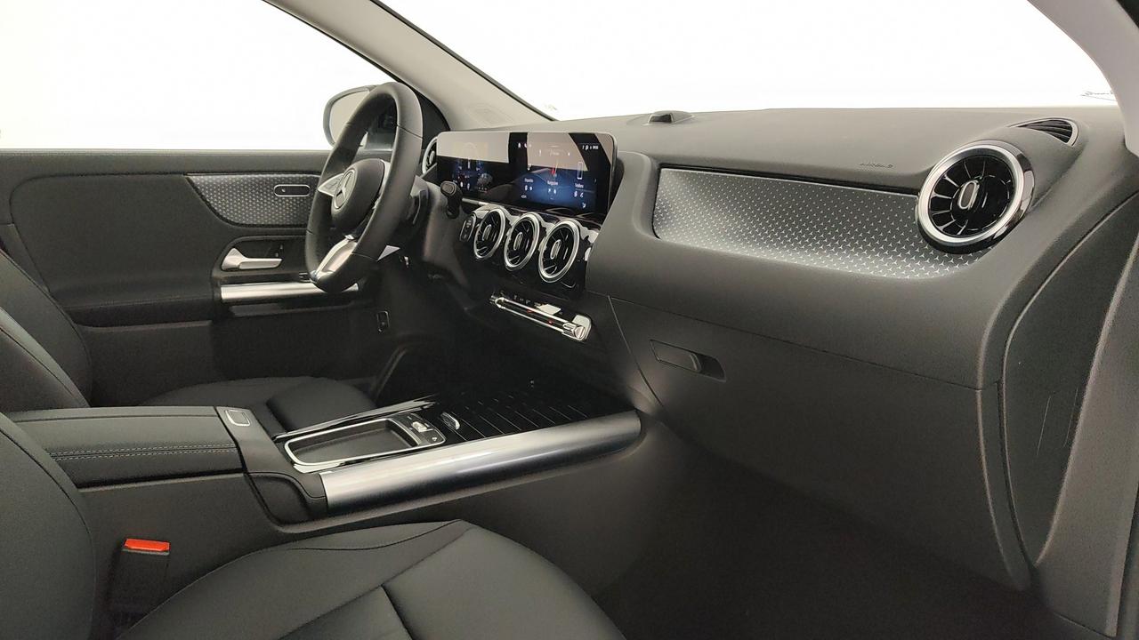 Mercedes-Benz GLA 200 d automatic