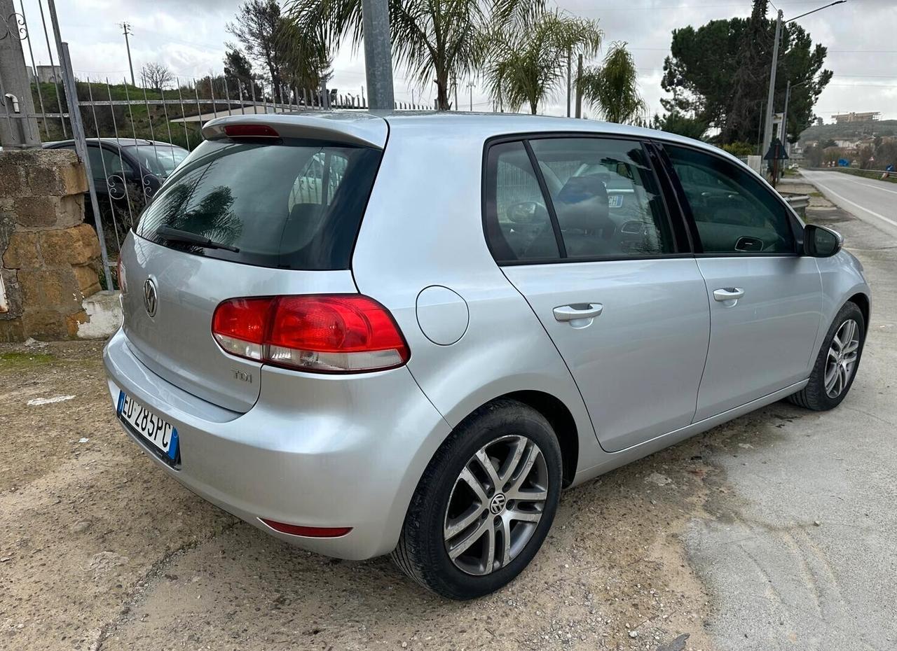 Volkswagen Golf 1.6 TDI