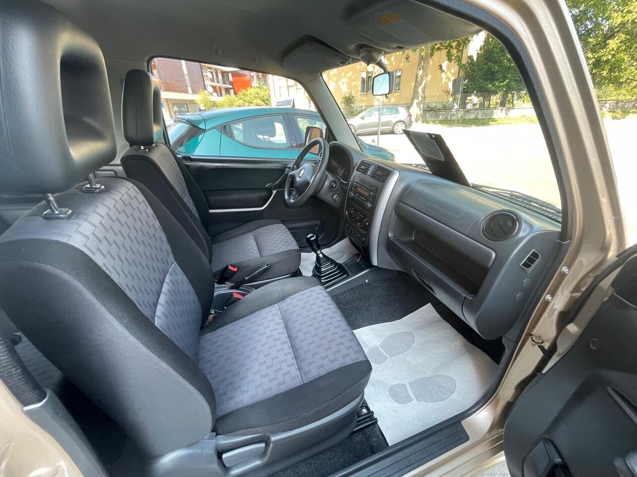 Suzuki Jimny 1.3i 16V cat 4WD Special
