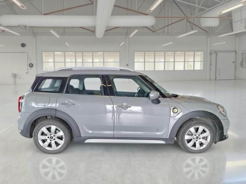 MINI COOPER SE COUNTRYMAN ALL4 Business autom.