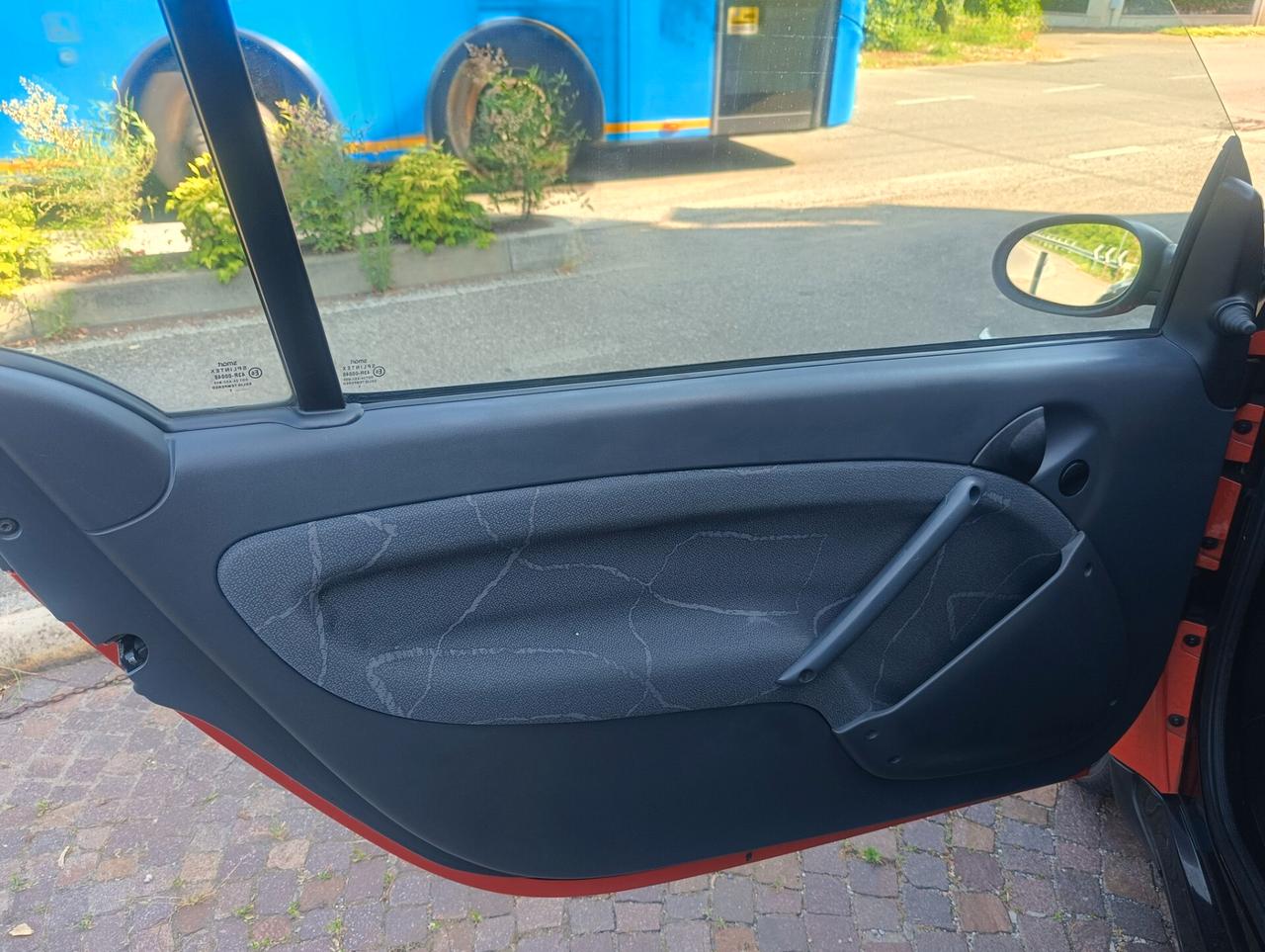 Smart ForTwo 700 coupé pure (37 kW)
