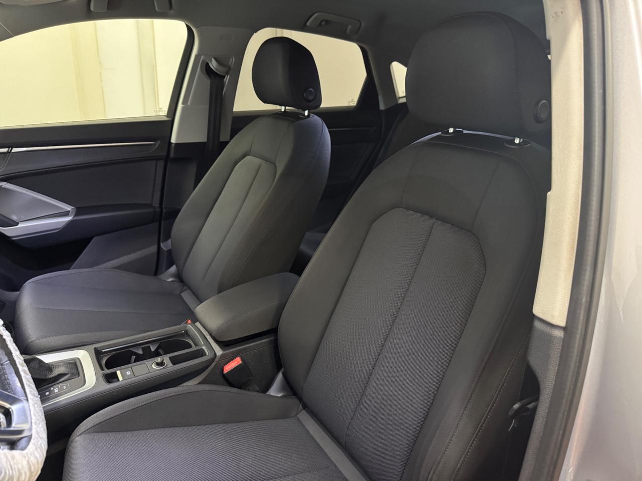 AUDI Q3 SPB 35 TDI S TRONIC IDENTITY BLACK - MY21