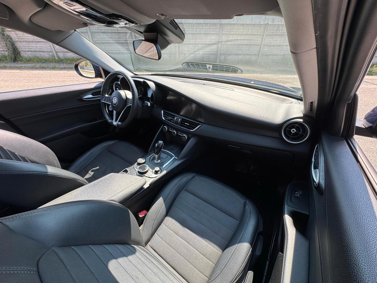 Alfa Romeo Giulia 2.2 Turbodiesel 150 CV AT8 Super