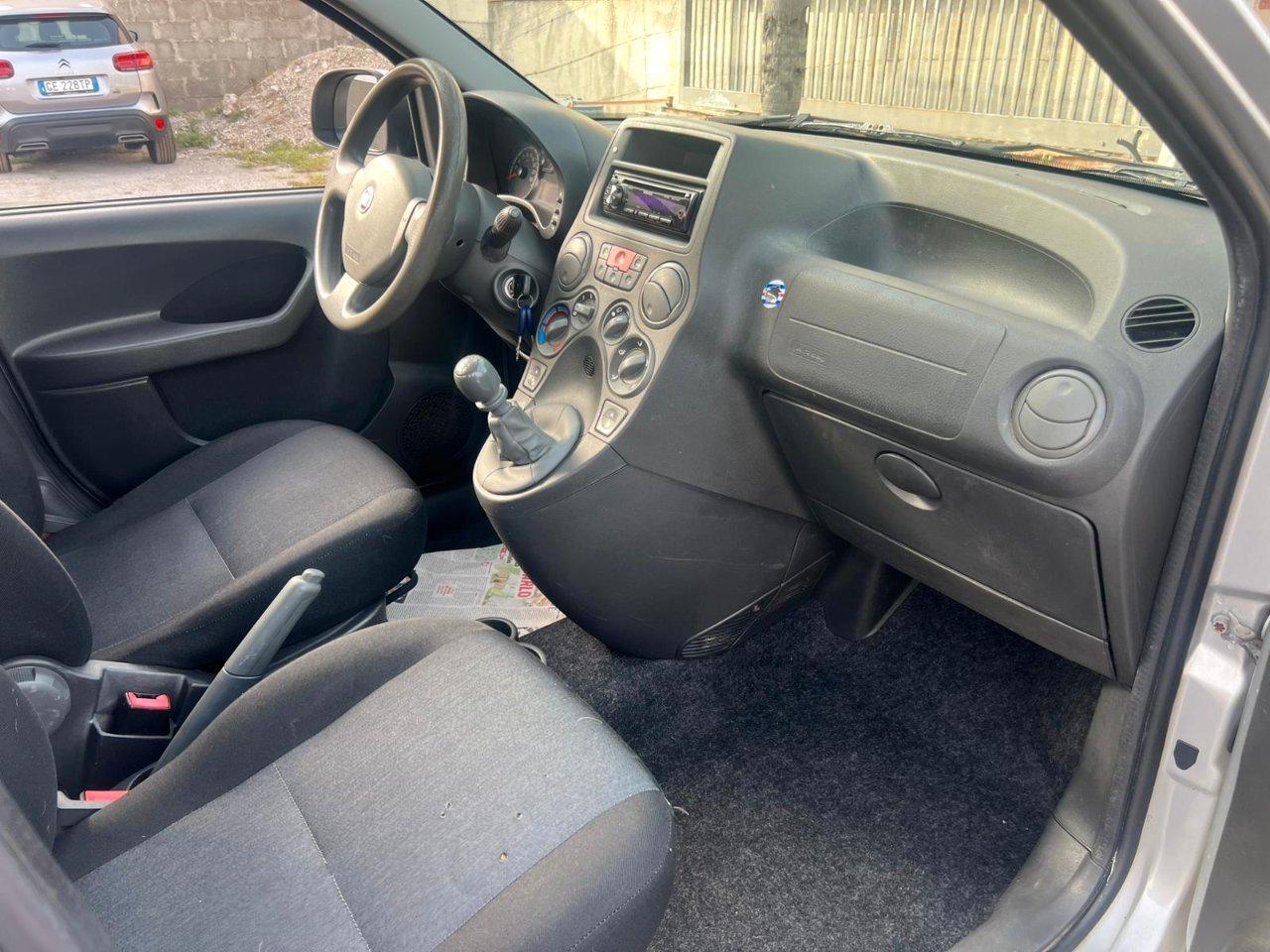 Fiat Panda 4x4 Panda 1.3 mjt 16v Glam 4x4 LEGGI