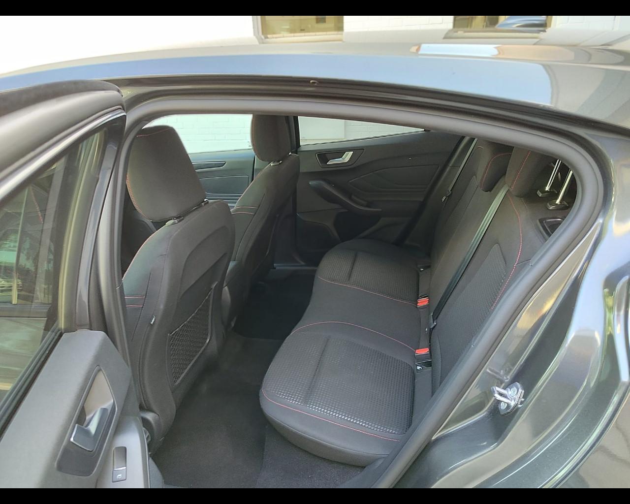 FORD Focus 1.0 EcoBoost Hybrid 125 CV 5p. ST-Line