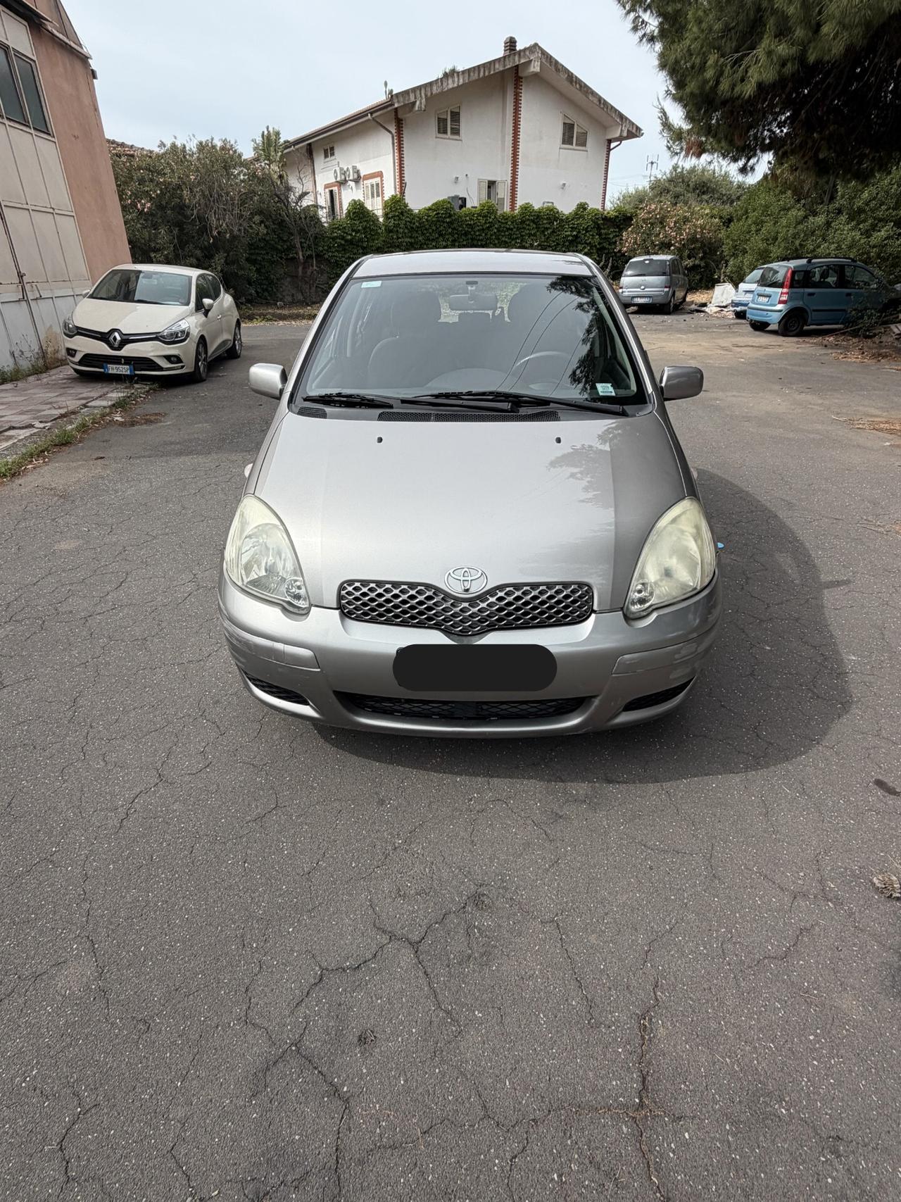 Toyota Yaris 1.0i 16V cat 5 porte Expo
