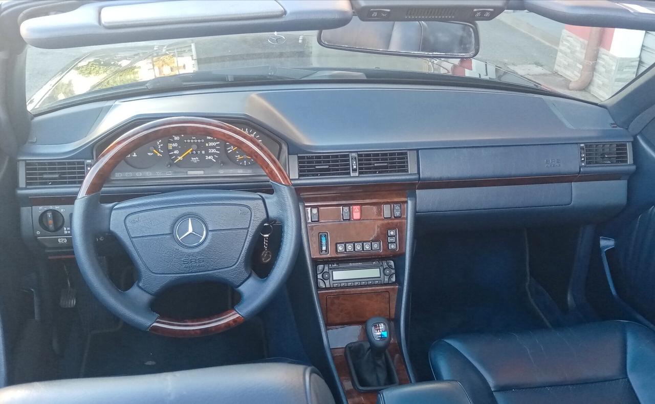Mercedes-benz E 200 Cabriolet-1995