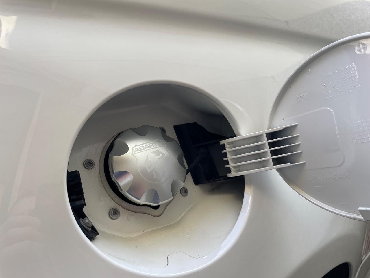 Abarth 595 1.4 Turbo T-Jet 180 CV Competizione