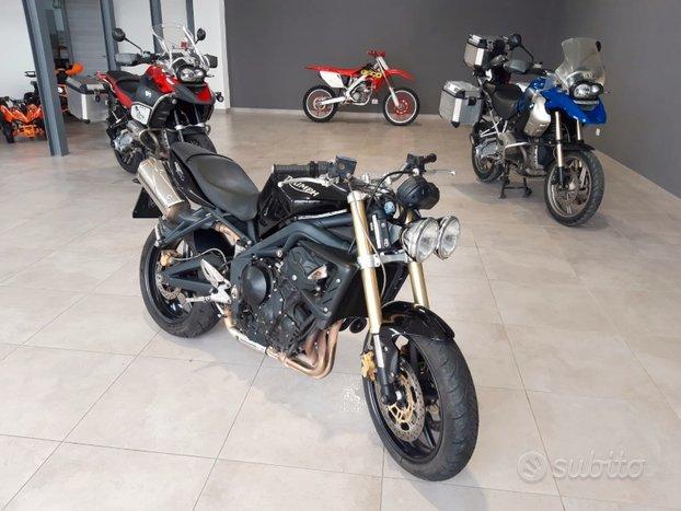 Triumph Street Triple 675
