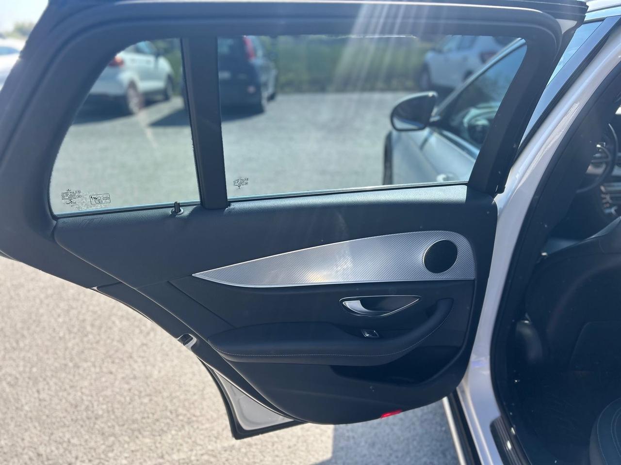 Mercedes-Benz E 220 Premium Plus E 220 D #10317