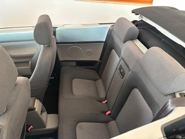 Volkswagen New Beetle 1.4 16V Cabrio