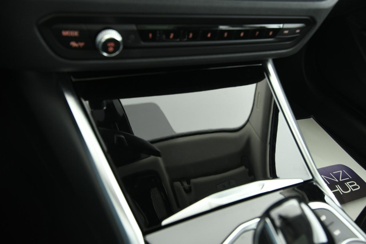 BMW 320d Touring mhev 48V Business Advantage auto