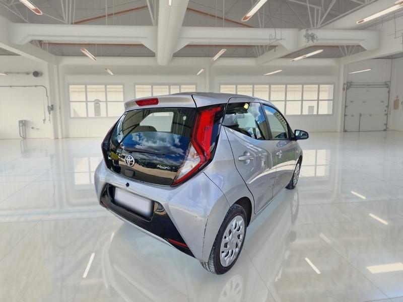 TOYOTA AYGO 1.0 VVT-i x-business MY19 5 PORTE