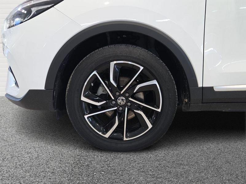 MG ZS Benzina MG 1.5L 5MT LUX White