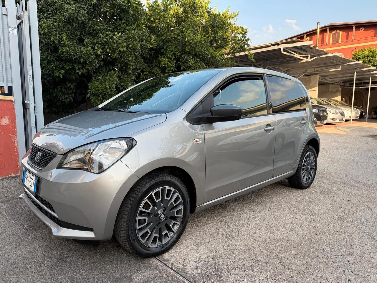 Seat Mii 1.0 68 CV 5 porte Chic Ecofuel