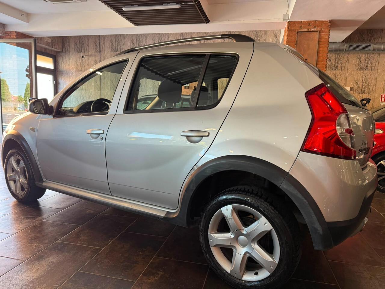 Dacia Sandero Stepway 1.6 8V 90CV