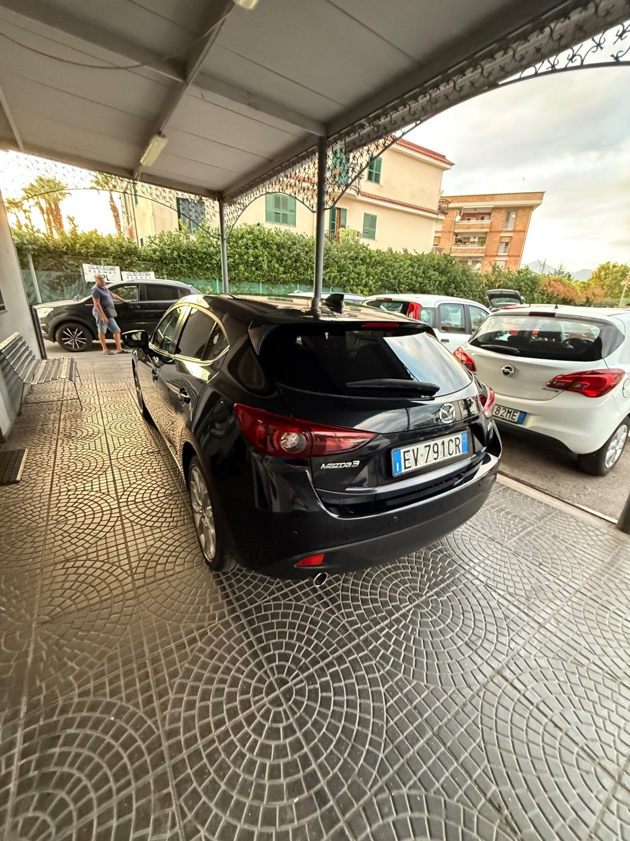 Mazda 3 Mazda3 2.2 Skyactiv-D Exceed