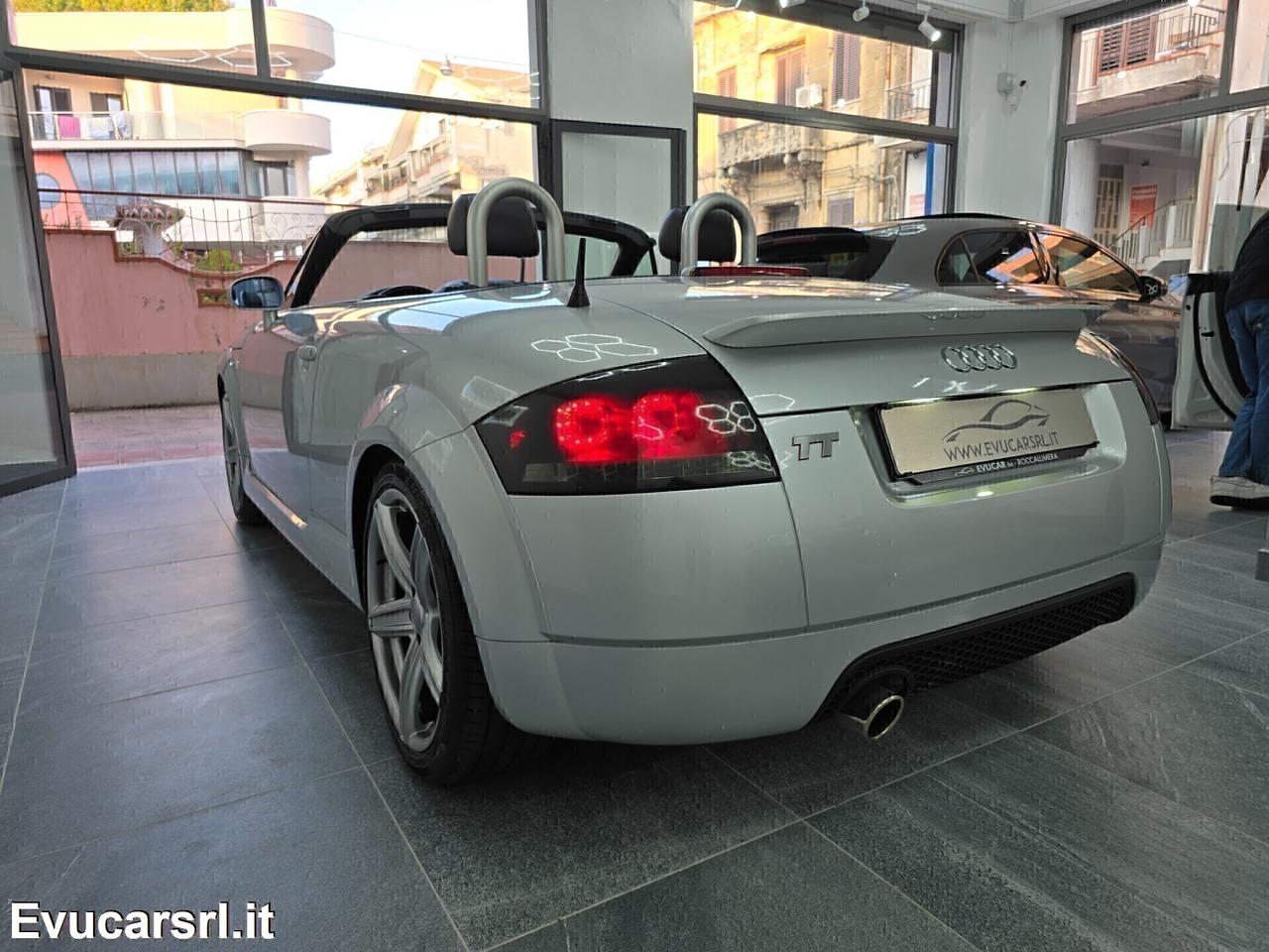 Audi TT Roadster 1.8 T 20V 179 CV cat