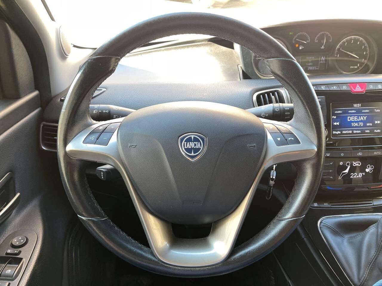 Lancia Ypsilon 0.9 TwinAir 85 CV Mya