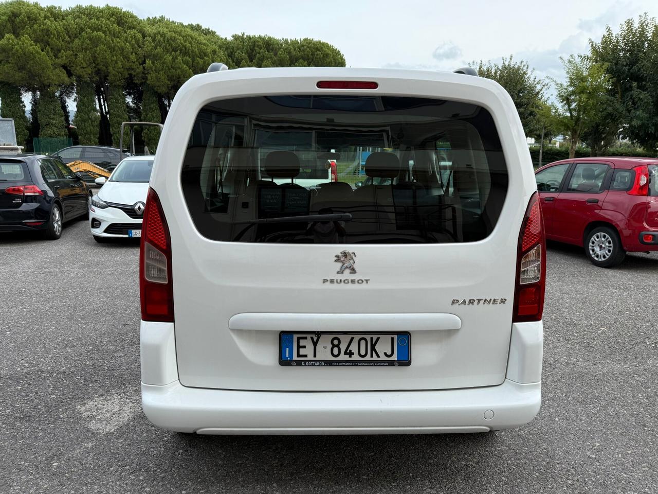 Peugeot Partner Tepee 1.6 HDi 92CV Outdoor