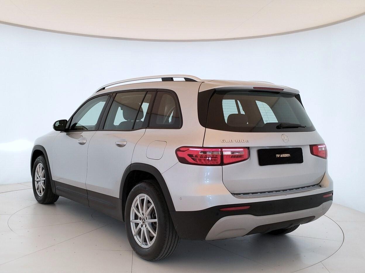 MERCEDES BENZ GLB 180d Business auto - IVA ESPOSTA
