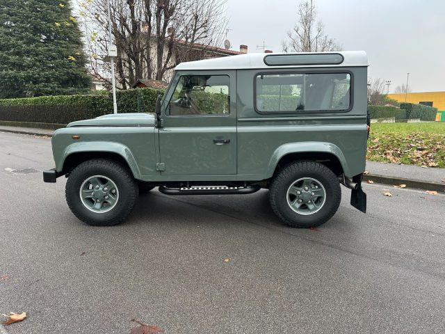 LAND ROVER Defender 90 2.2 TD4 Station Wagon NEOPATENTATI