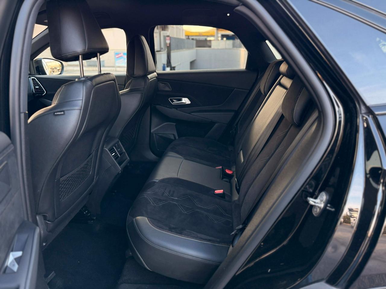 Ds 7 BlueHDi 130 aut. Performance Line+ TOTAL BLACK