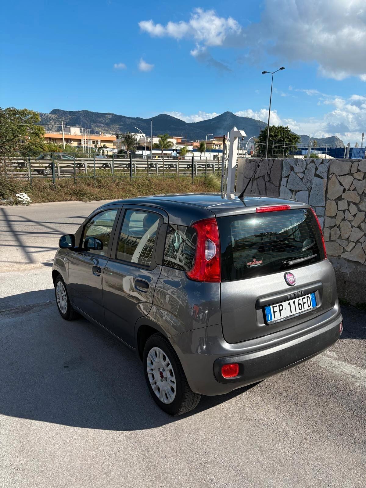 Fiat Panda 1.2 Easy anno 2018 km 62.000 per info 3279411053